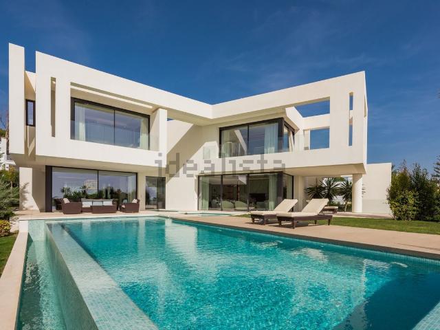 Chalet, Real de Zaragoza, Marbella