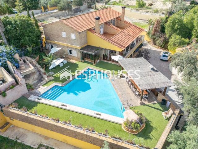 Chalet, Rebolledo