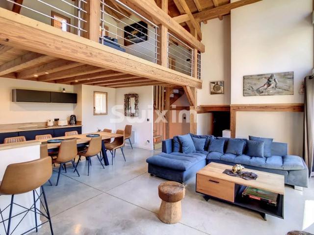 Chalet récent à vendre à Demi Quartier
