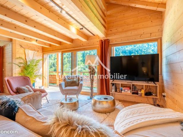 Chalet récent d’exception au cœur de Saint Jean de Sixt – Vue montagne & prestations haut de gamme