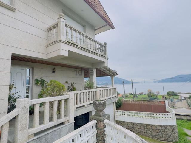 Chalet, Redondela