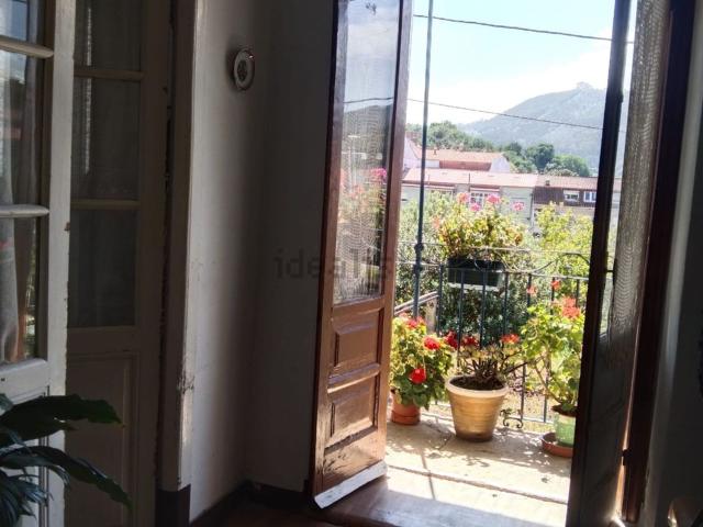 Chalet, Redondela