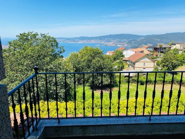 Chalet, Redondela