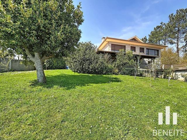 Chalet, Redondela