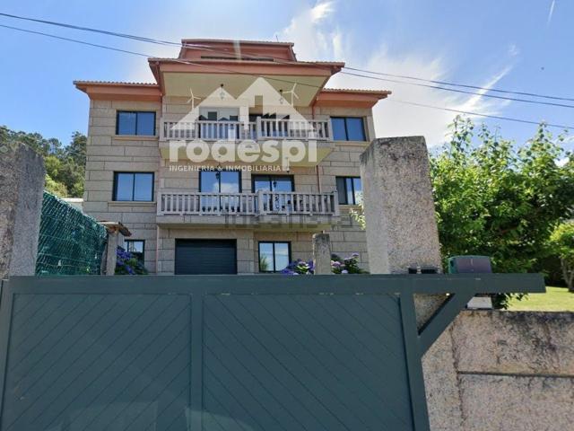 Chalet, Redondela