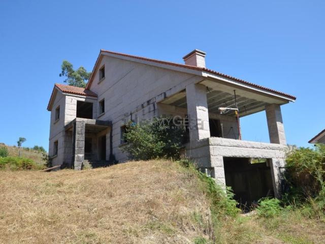 Chalet, Redondela