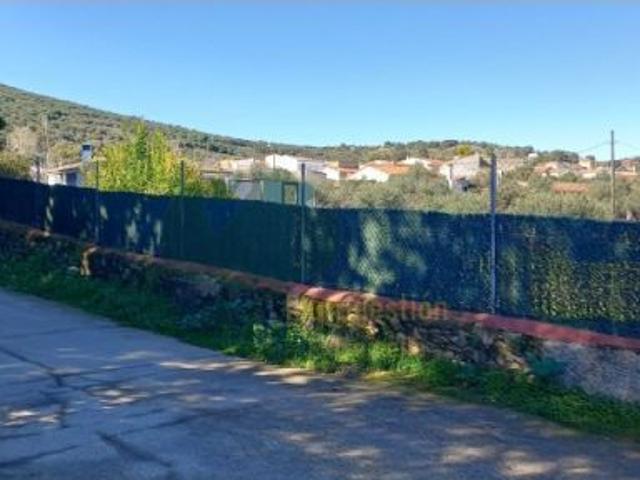 Chalet reformado de 2 dormitorios en Sierra de Fuentes, Cáceres