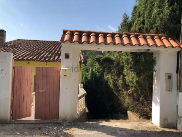 Chalet, Rellinars
