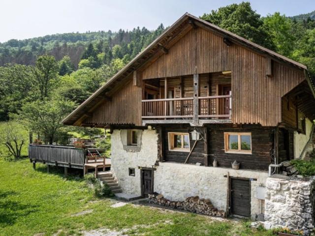 Chalet Rénové & environnement calme
