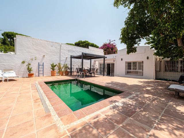 Chalet, Reserva de Marbella, Marbella