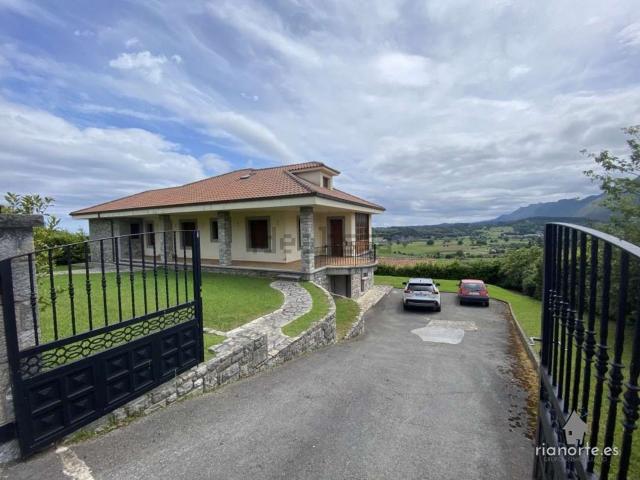 Chalet, Ribadesella