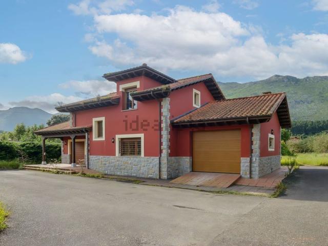 Chalet, Ribadesella