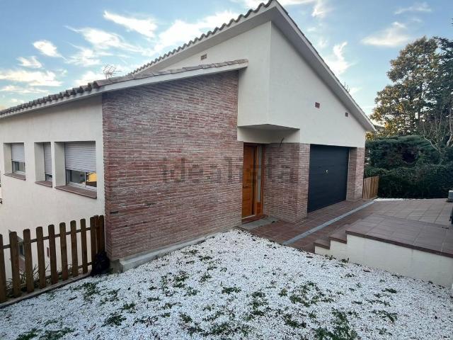 Chalet, Gualba