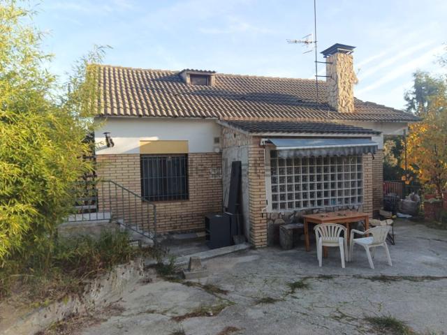 Chalet, Riells i Viabrea