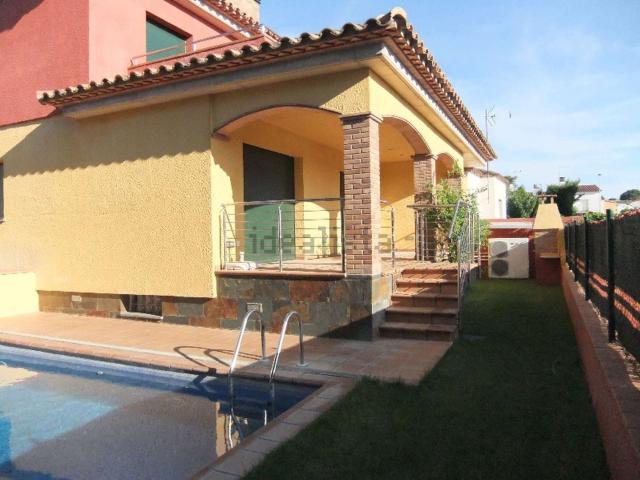 Chalet, Riells, L&apos Escala