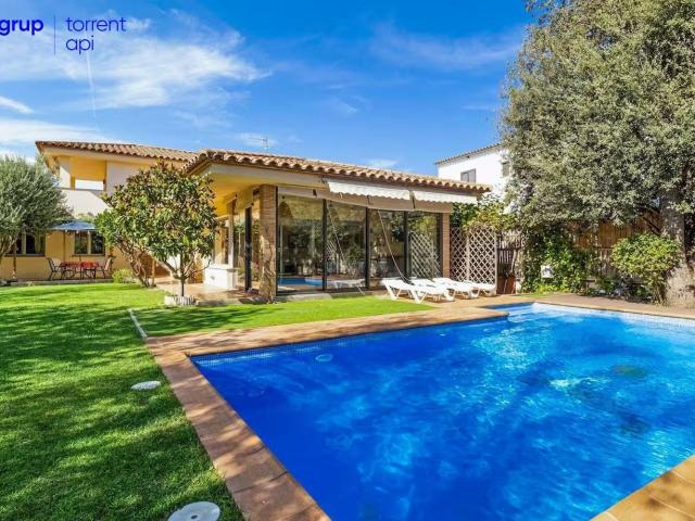 Chalet, Riells, L&apos Escala
