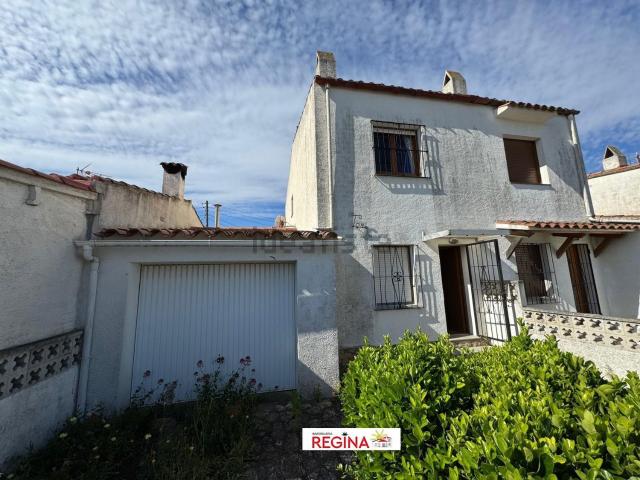 Chalet, Riells, L&apos Escala