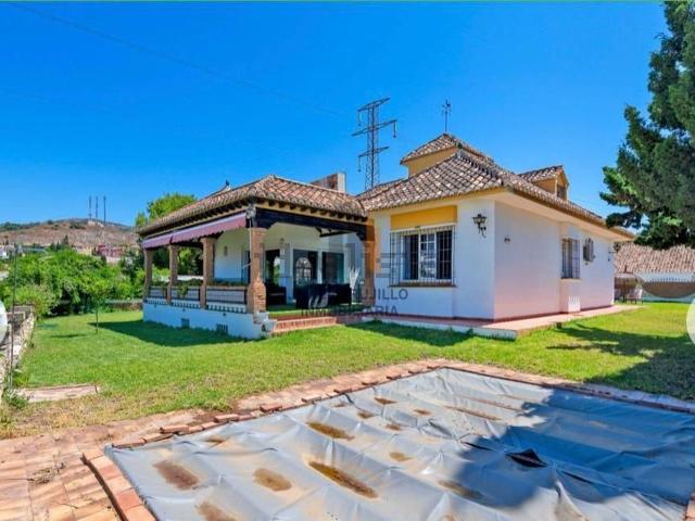 Chalet, Rincón de la Victoria