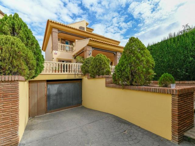 Chalet, Rincón de la Victoria