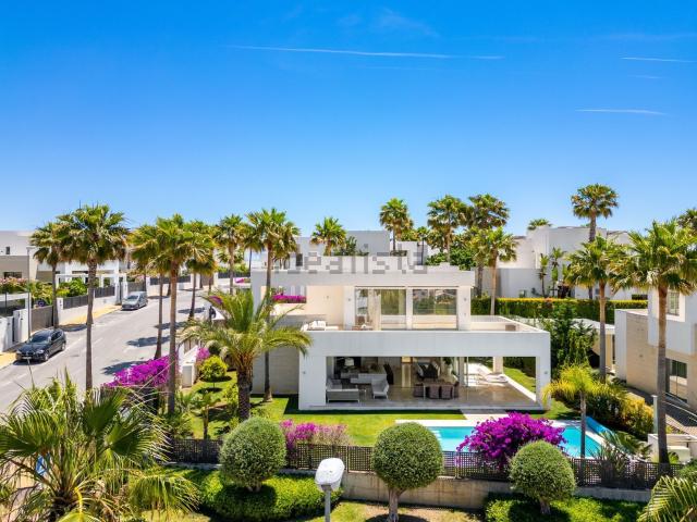 Chalet, Rio Real, Marbella