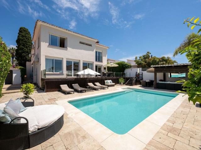 Chalet, Rio Real, Marbella