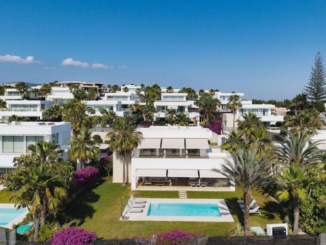 Chalet, Rio Real, Marbella