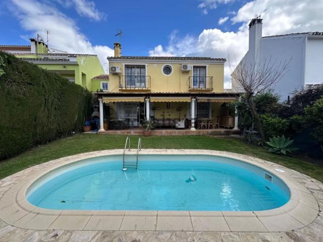 Chalet, Rio Real, Marbella