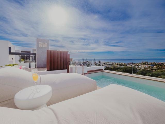 Chalet, Rio Real, Marbella
