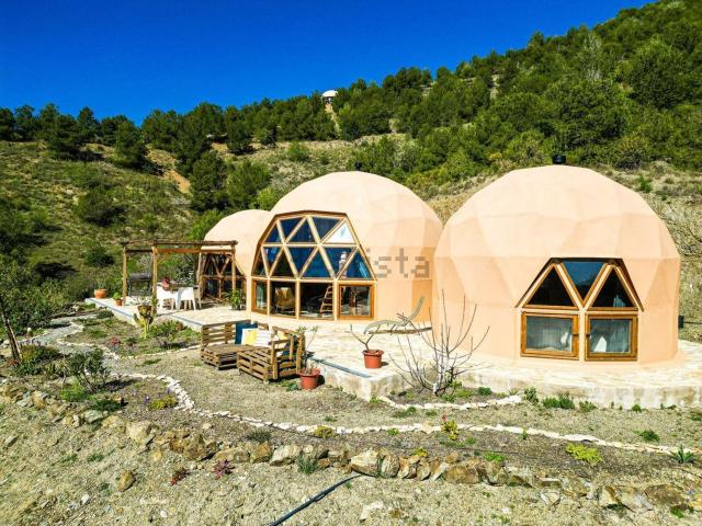 Chalet, Rubite