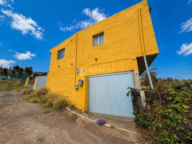 Chalet rustico en venta en Las Cuevecitas Malpaís 38540
