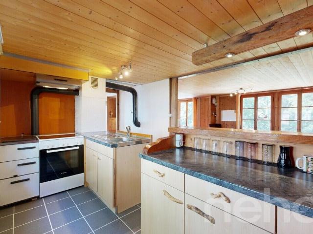 Chalet with 4.5 rooms on sale in Jaun 188 m² | dreamo. Ch