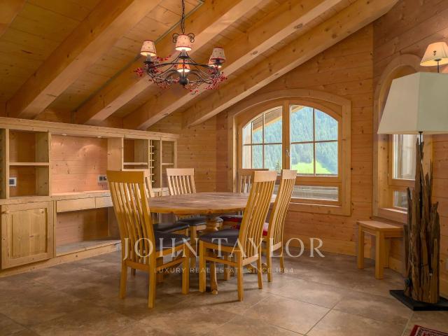 Chalet with 5 rooms on sale in Gryon 210 m² | dreamo. Ch