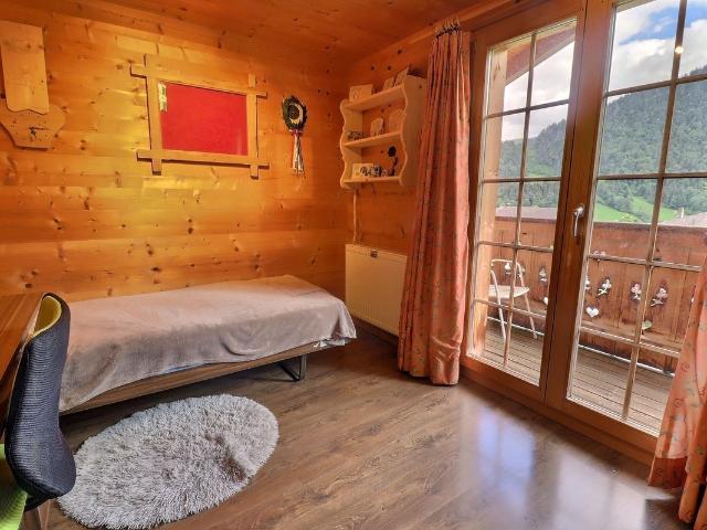 Chalet with 5 rooms on sale in Rossinière 220 m² | dreamo. Ch