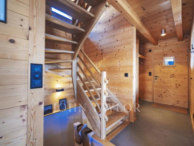 Chalet with 6 rooms on sale in La Tzoumaz Ref V0204SI | dreamo. Ch
