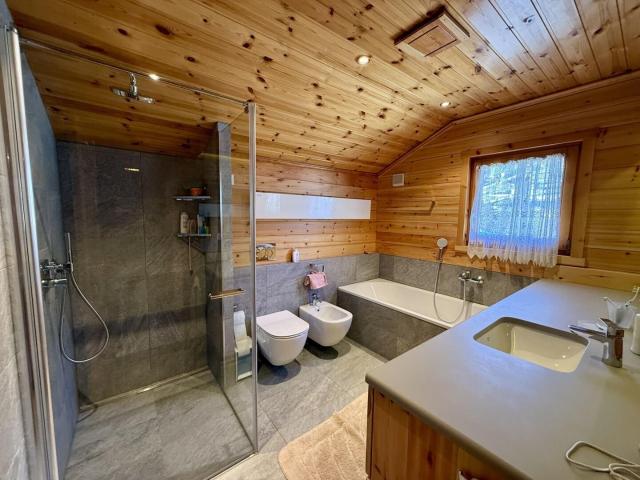 Chalet with 6.5 rooms on sale in Anzère 186 m² | dreamo. Ch