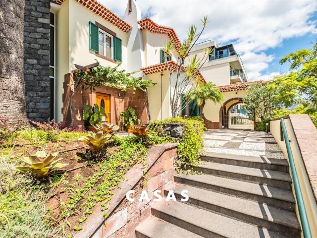 Chalet T4 Venda em Funchal Sé,Funchal 550m² Santa Luzia Funchal