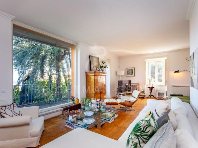 Chalet T5 Renovado no Monte Estoril Vista Mar 0m² Cascais e Estoril