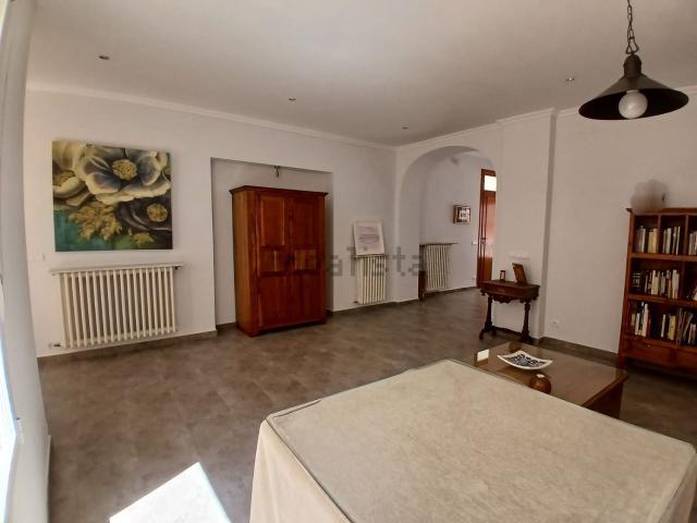 Chalet, Tomelloso