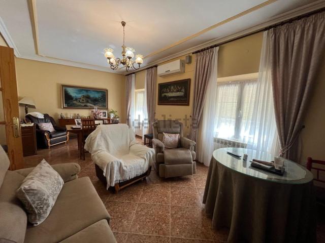 Chalet, Tomelloso
