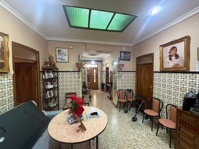 Chalet, Tomelloso