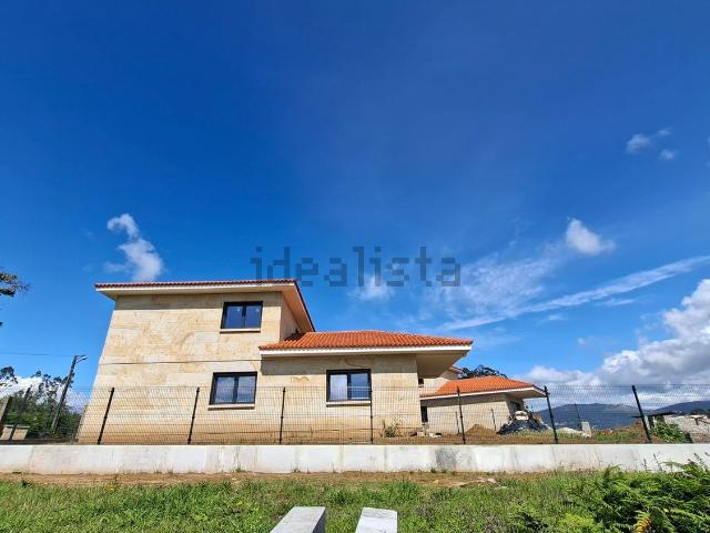 Chalet, Tomiño