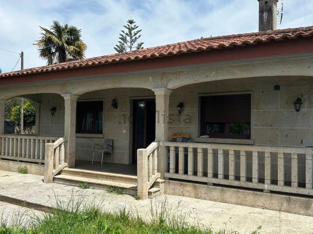 Chalet, Tomiño