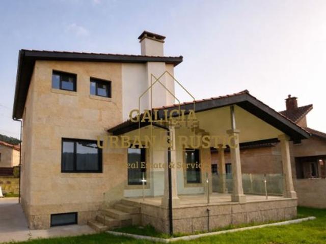 Chalet, Tomiño