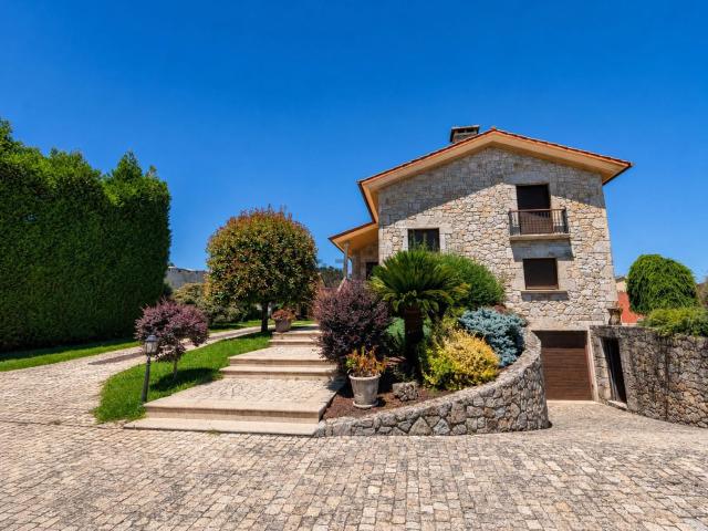 Chalet, Tomiño