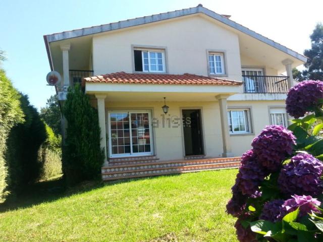 Chalet, Tomiño