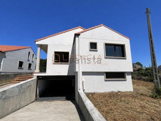 Chalet, Tomiño