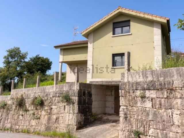 Chalet, Tomiño