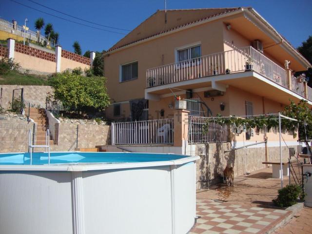 Chalet, Tordera