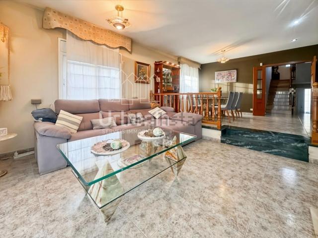 Chalet, Tordera