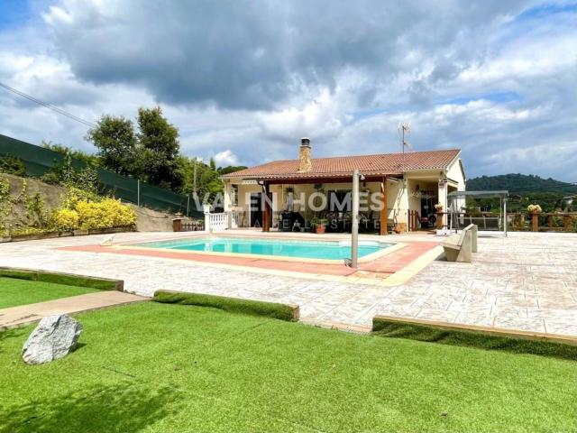 Chalet, Tordera